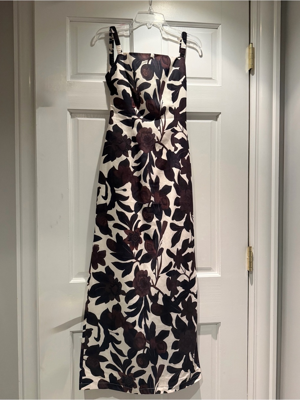 Floral dark brown and cream cotton open back Maxi Dress